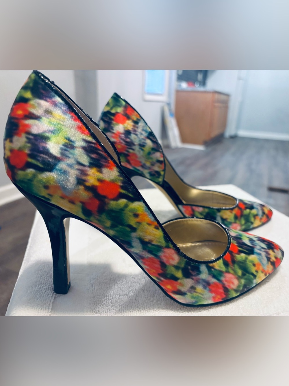 Brand New Eye-Catching Heels By ANNE KLEIN - Size 7 - Heel Height 4” - Box 76